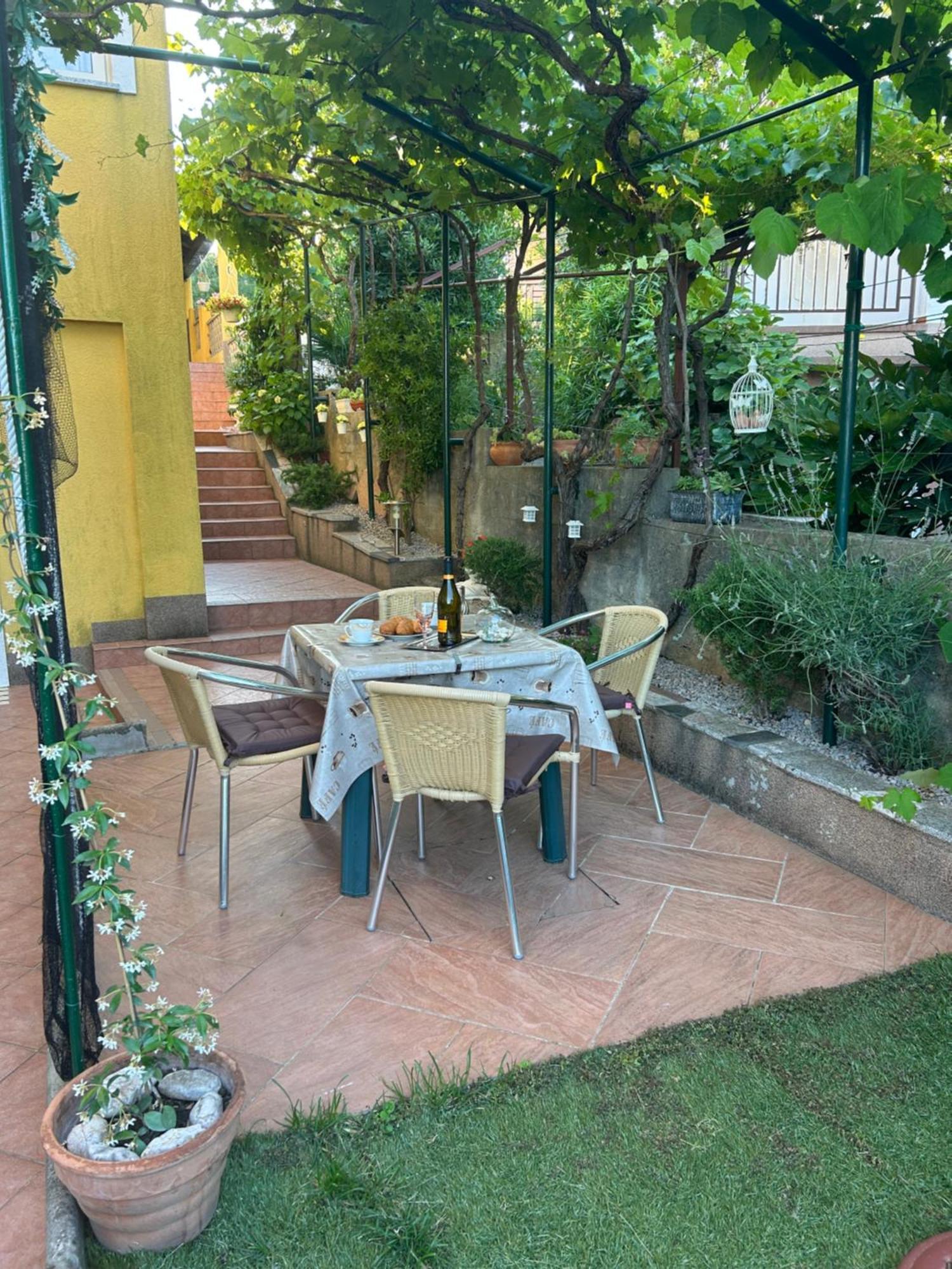 Apartmani Grguric Корнич Экстерьер фото